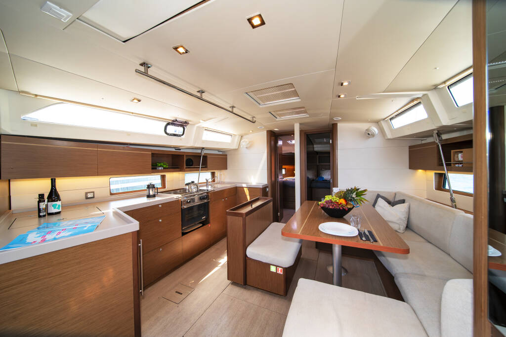 Sailing yacht Oceanis 46.1 Rebekka Blue