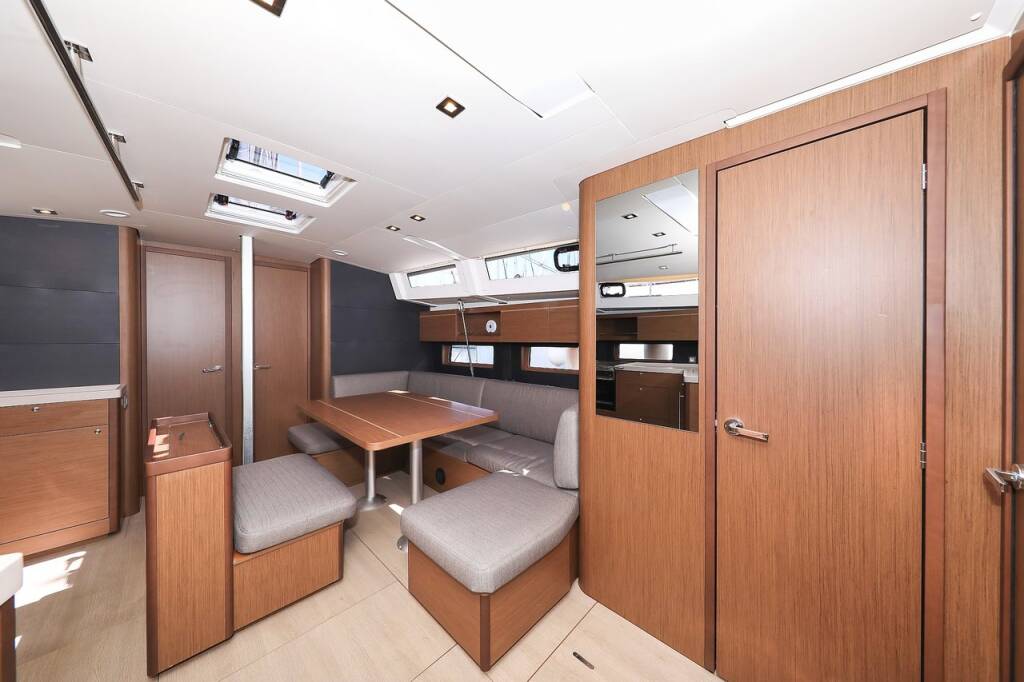 Segelyachten Oceanis 46.1 Speechless