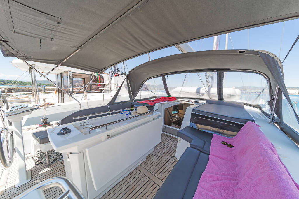 Sailing yacht Oceanis 46.1 Paradisea