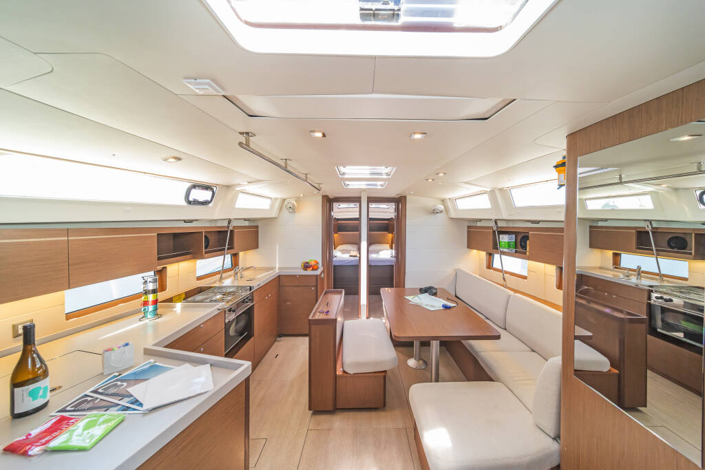 Sailing yacht Oceanis 46.1 Paradisea