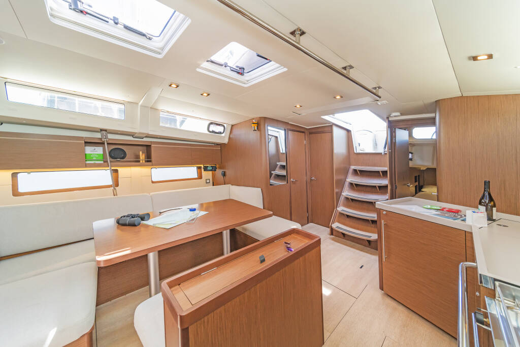 Sailing yacht Oceanis 46.1 Paradisea