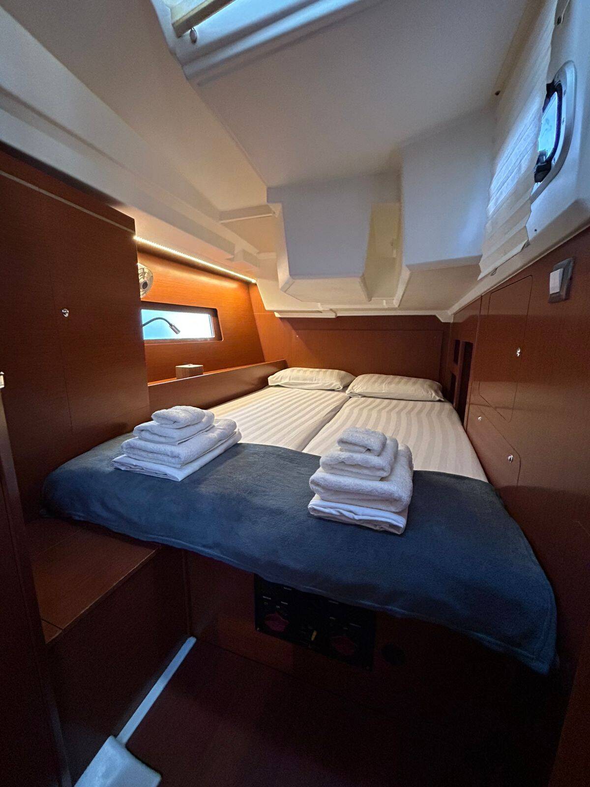 Segelyachten Oceanis 46.1 Blue Satellite