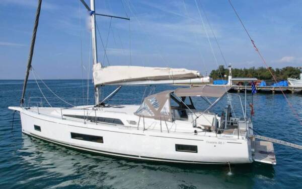 Oceanis 46.1 Blue Satellite Athens, Alimos marina