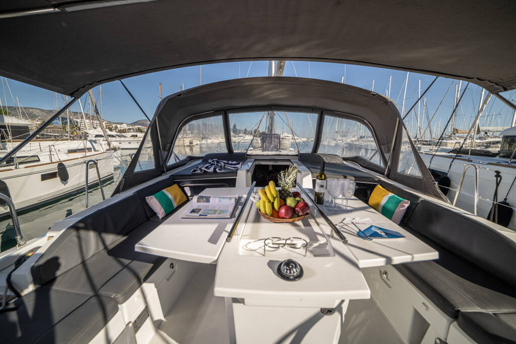 Sailing yacht Oceanis 46.1 Mary Too