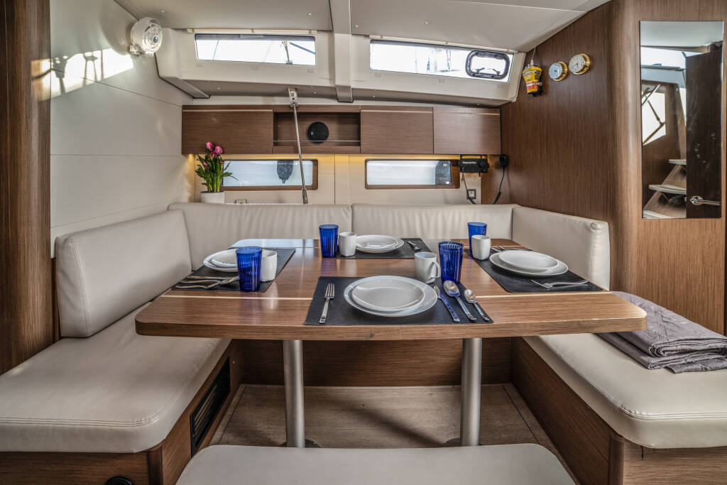 Sailing yacht Oceanis 46.1 Mary Too