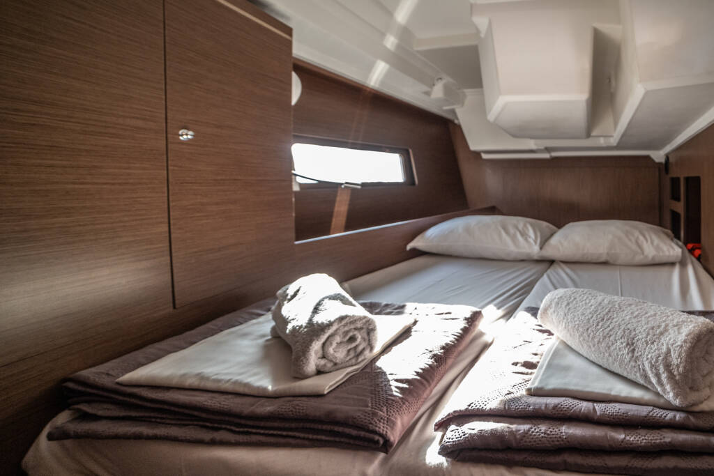 Sailing yacht Oceanis 46.1 Mary Too