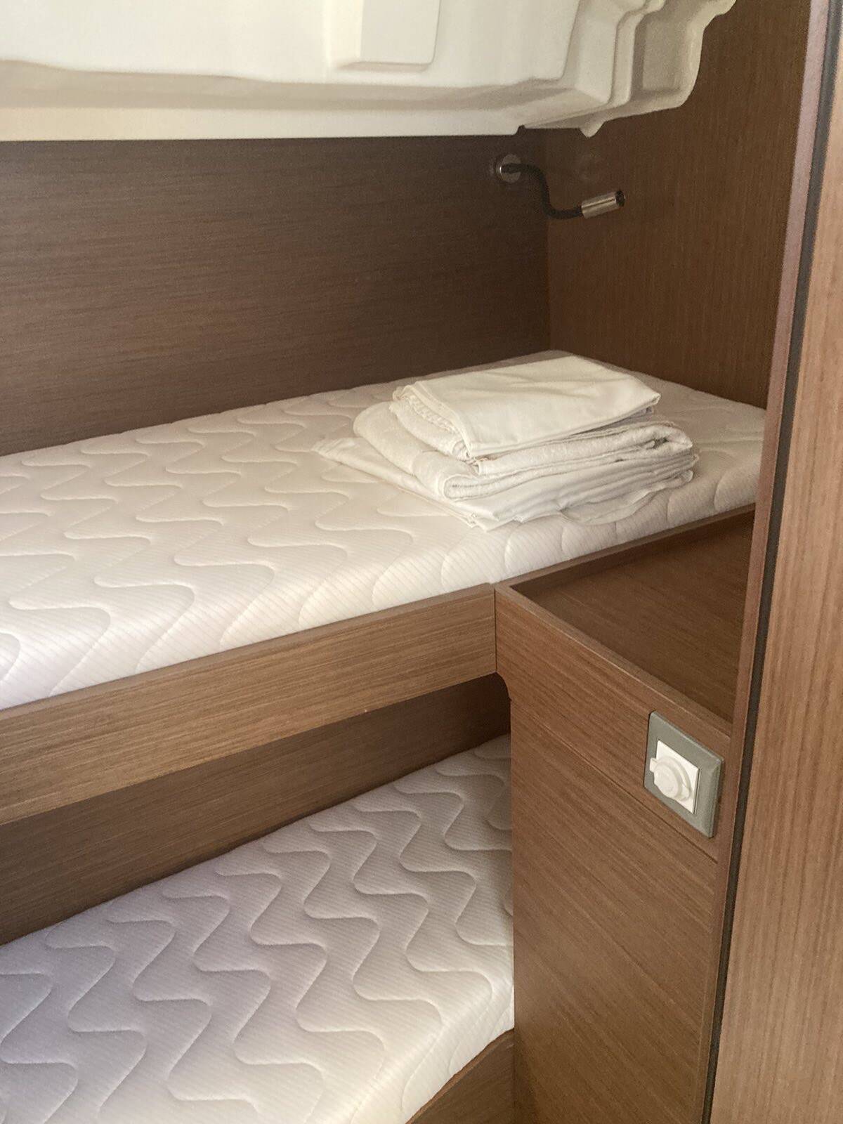 Segelyachten Oceanis 46.1 Evi