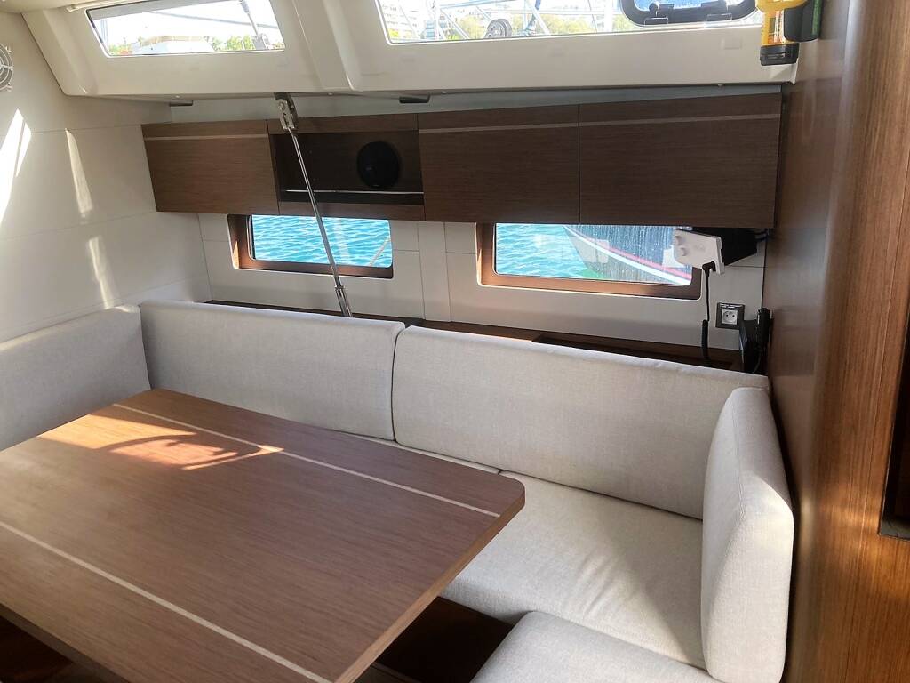 Segelyachten Oceanis 46.1 Evi