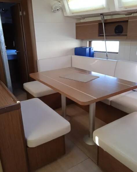 Sailing yacht Oceanis 46.1 Chrisel