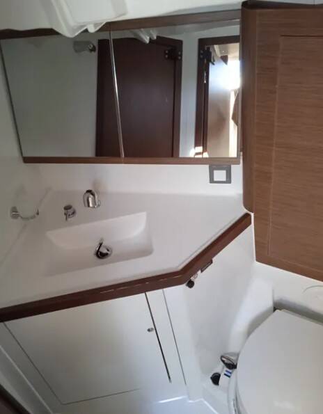 Sailing yacht Oceanis 46.1 Chrisel