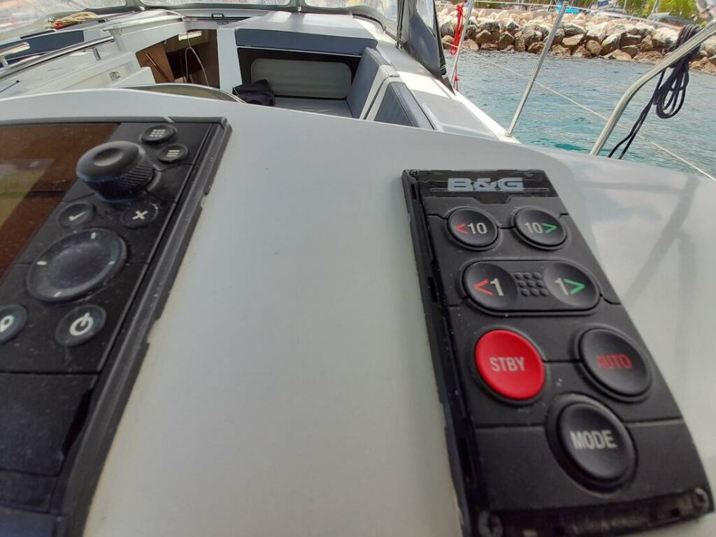 Sailing yacht Oceanis 46.1 Okiroi