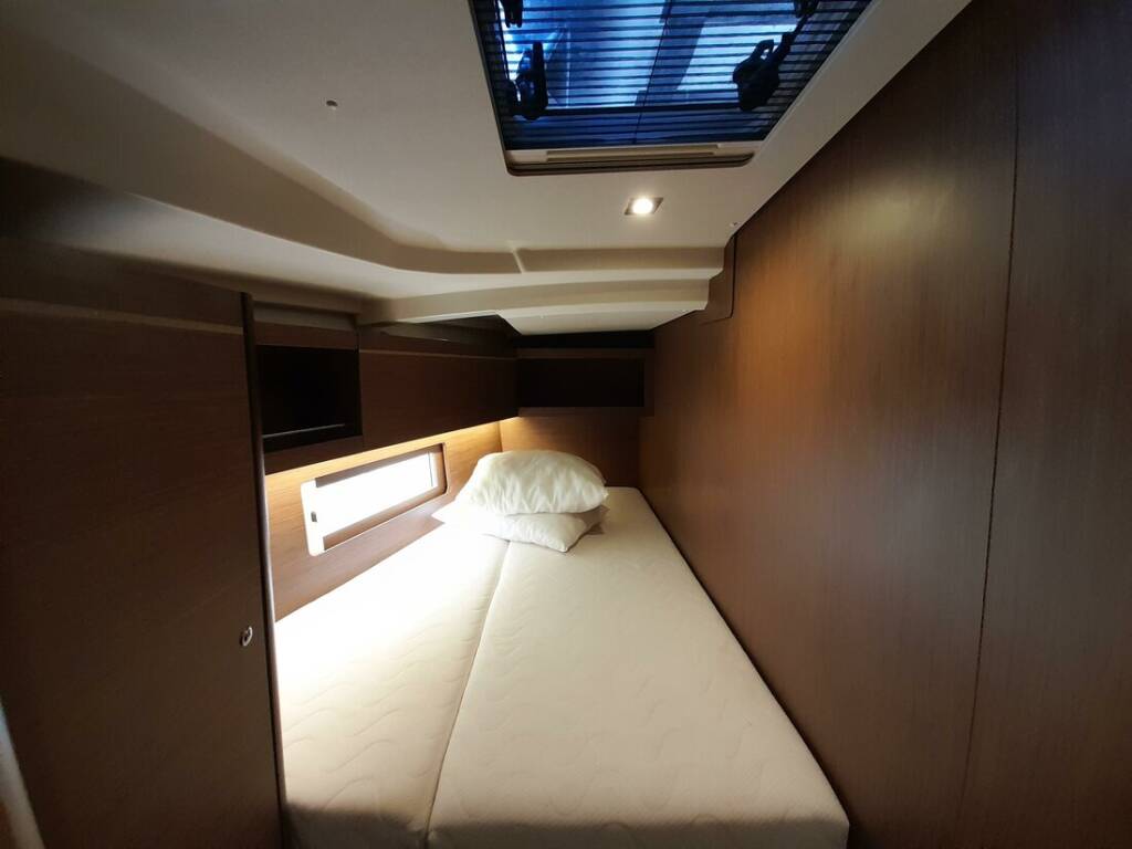 Sailing yacht Oceanis 46.1 Okiroi