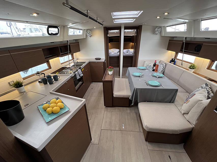 Sailing yacht Oceanis 46.1 Dream