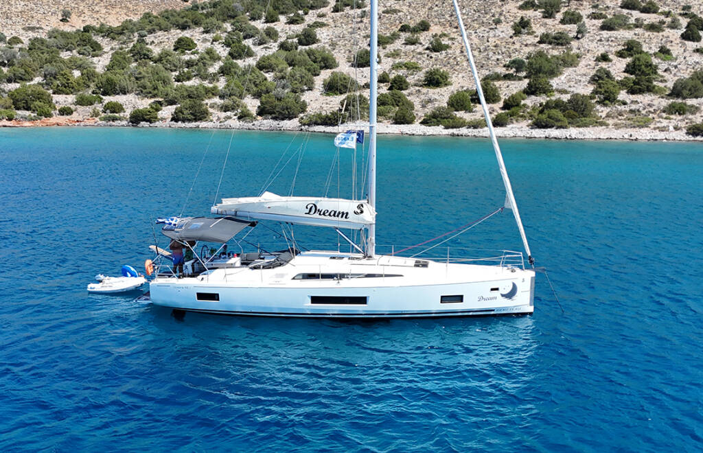 Sailing yacht Oceanis 46.1 Dream