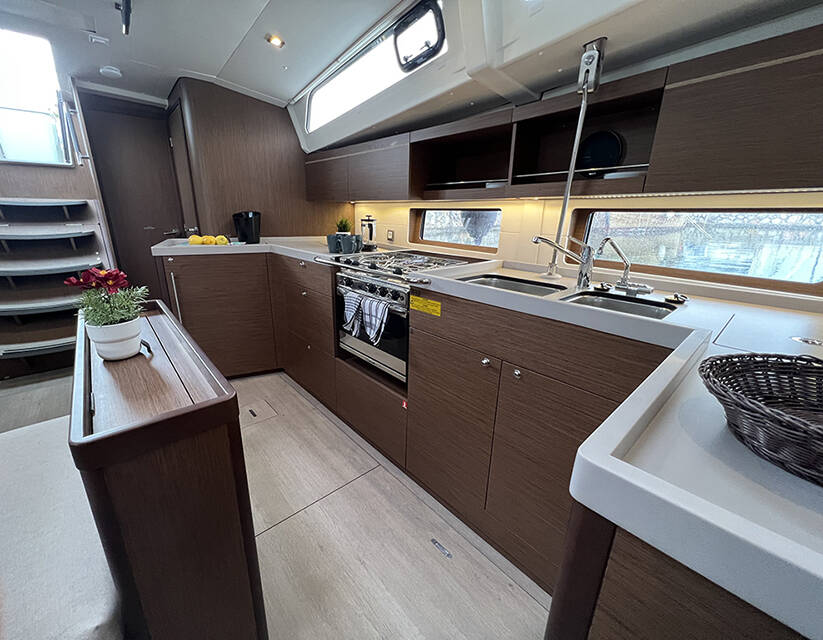 Sailing yacht Oceanis 46.1 Dream