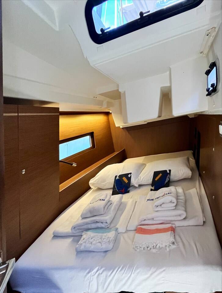 Sailing yacht Oceanis 46.1 Just Dream