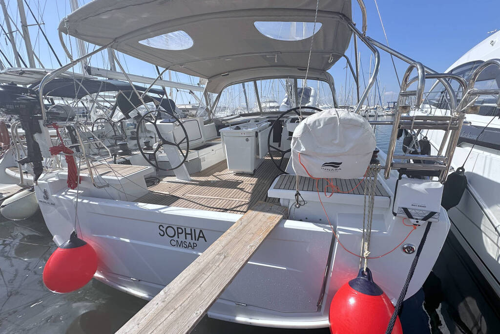Sailing yacht Oceanis 46.1 Sophia
