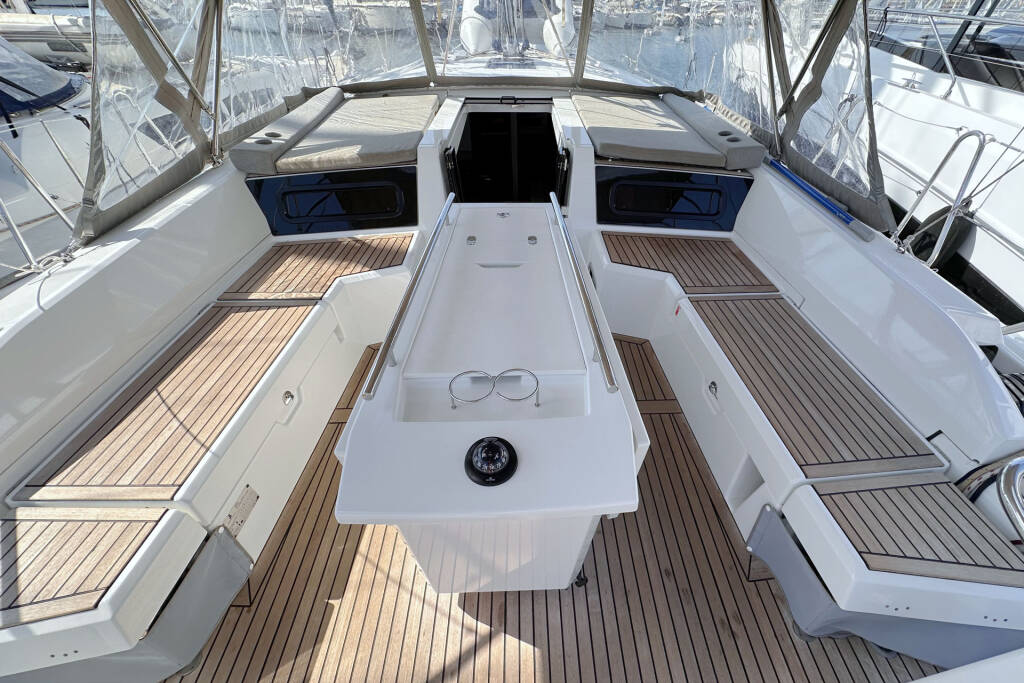Sailing yacht Oceanis 46.1 Sophia