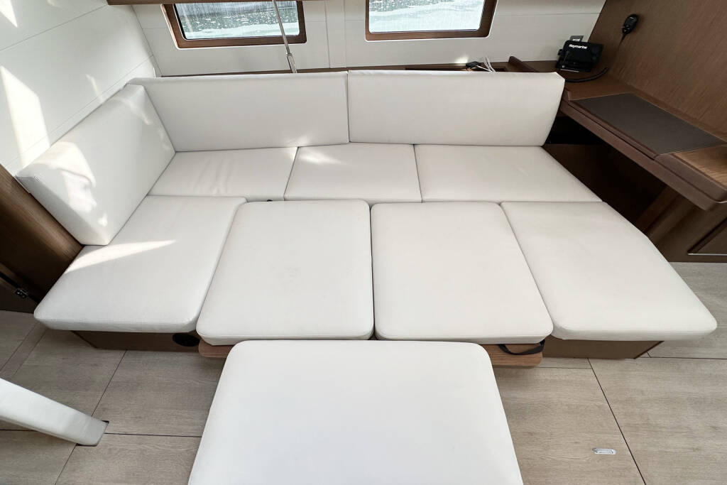 Sailing yacht Oceanis 46.1 Sophia
