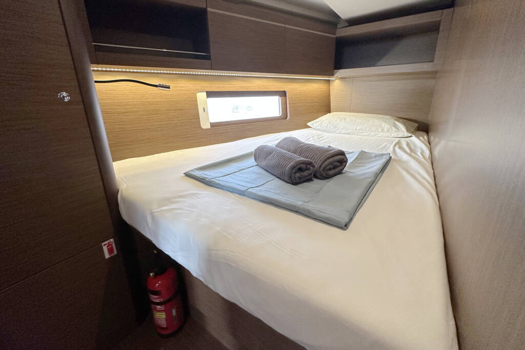 Sailing yacht Oceanis 46.1 Sophia