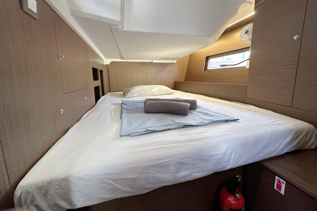 Sailing yacht Oceanis 46.1 Sophia
