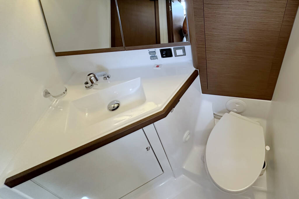 Sailing yacht Oceanis 46.1 Sophia