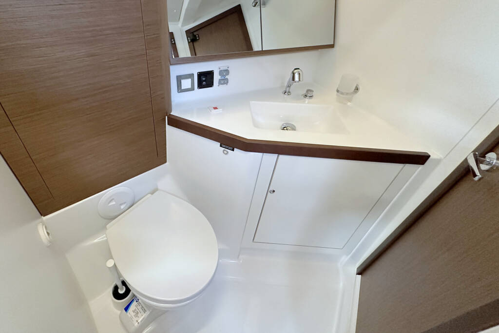 Sailing yacht Oceanis 46.1 Sophia