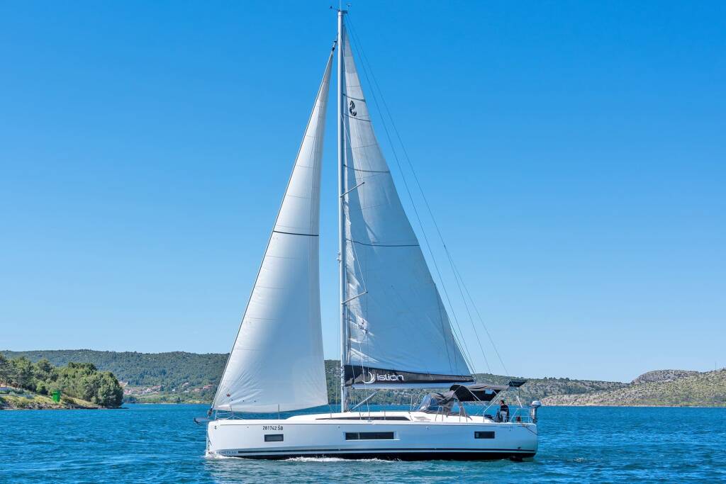 Segelyachten Oceanis 46.1 First Kiss