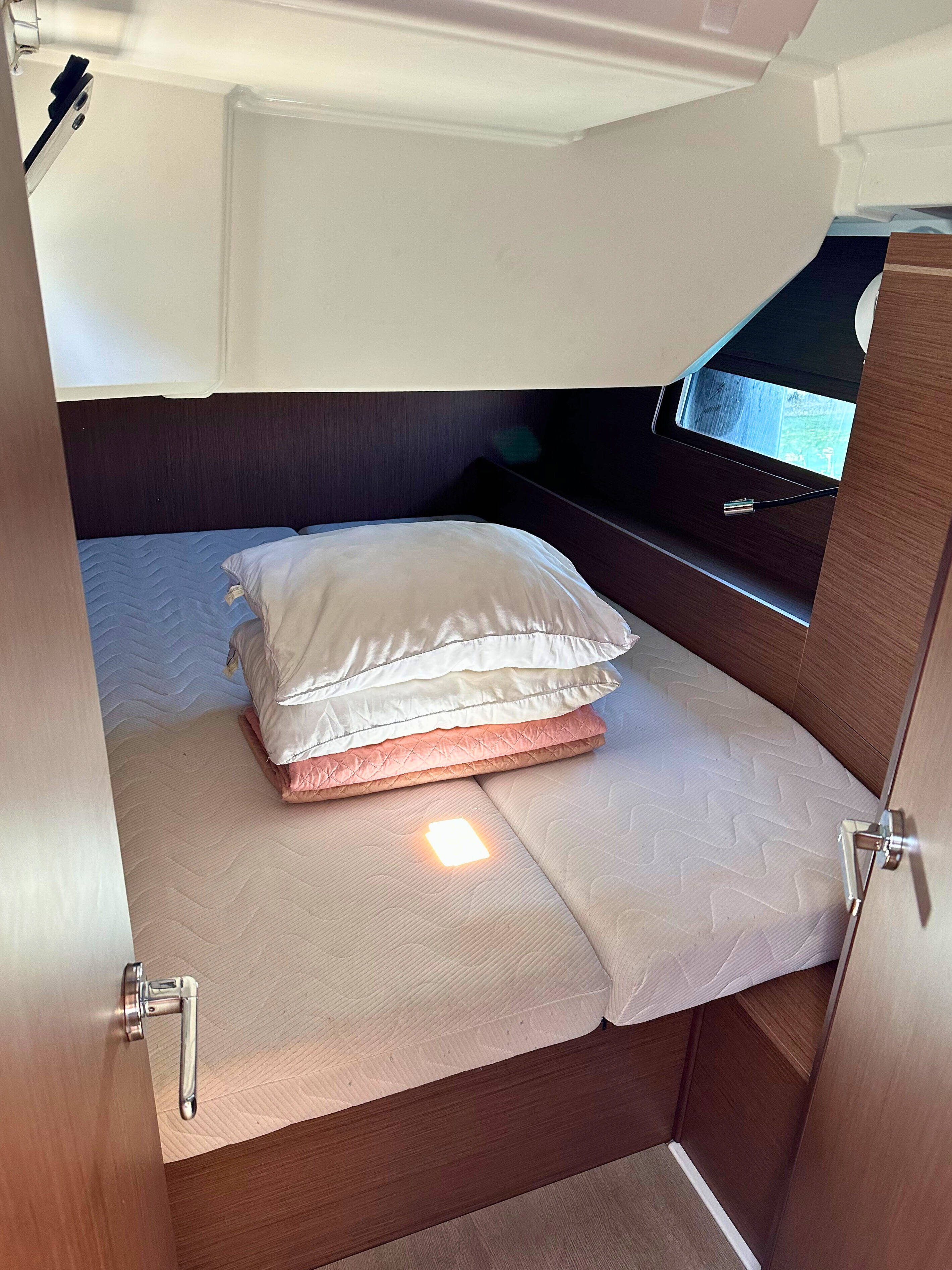 Sailing yacht Oceanis 46.1 Ilia