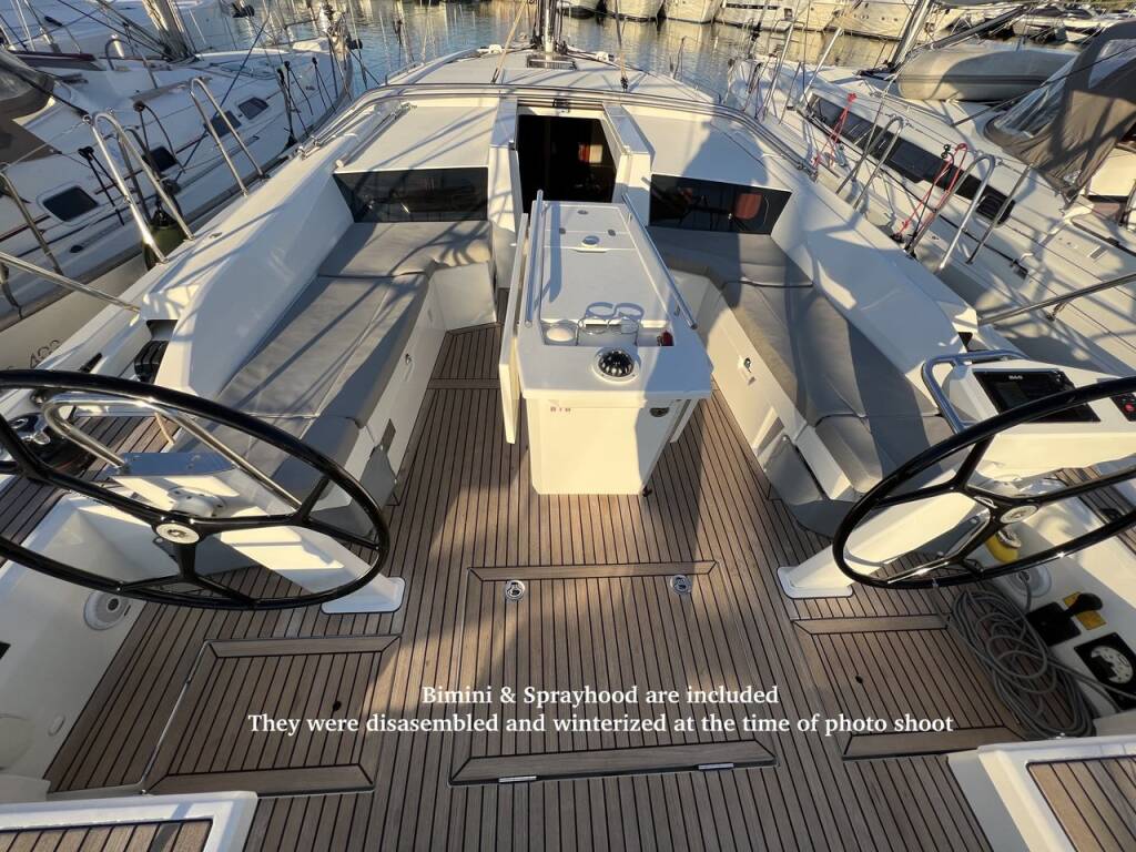 Sailing yacht Oceanis 46.1 Ostria