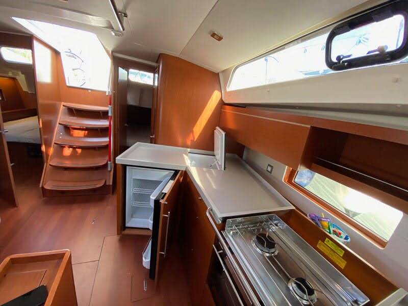 Sailing yacht Oceanis 46.1 Ostria