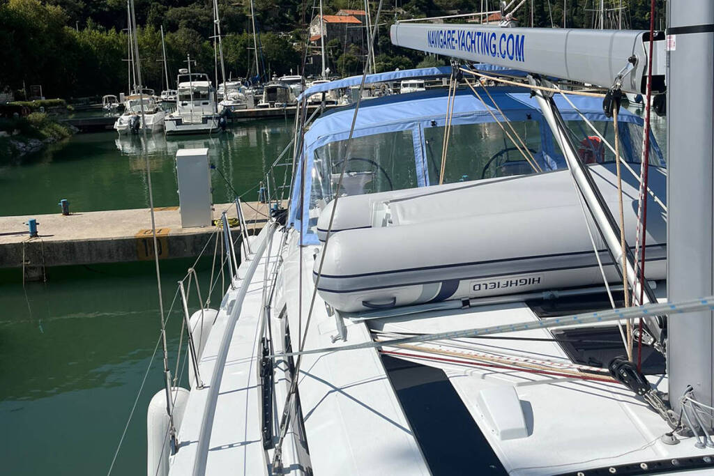 Sailing yacht Oceanis 46.1 Cadence