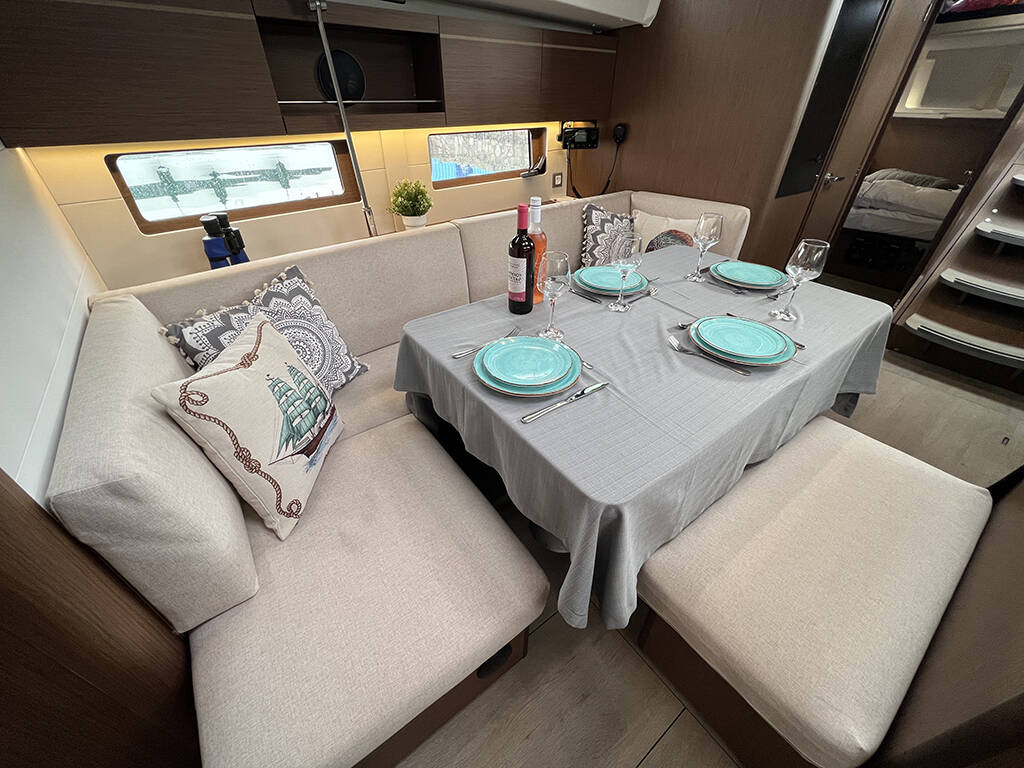 Sailing yacht Oceanis 46.1 Lella Belle 