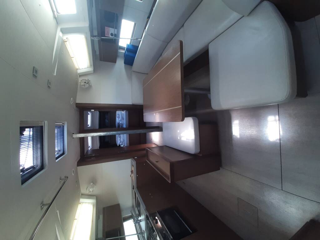 Sailing yacht Oceanis 46.1 Chrisel
