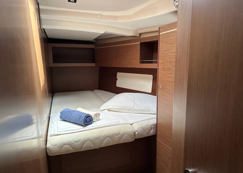 Segelyachten Oceanis 46.1 Blue sky