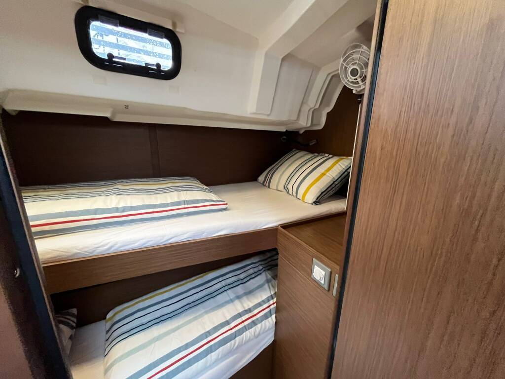 Segelyachten Oceanis 46.1 Blue sky