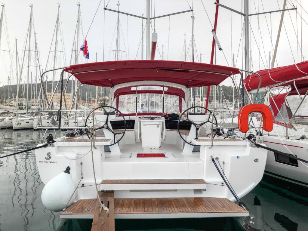 Sailing yacht Oceanis 46.1 Summer Spirit