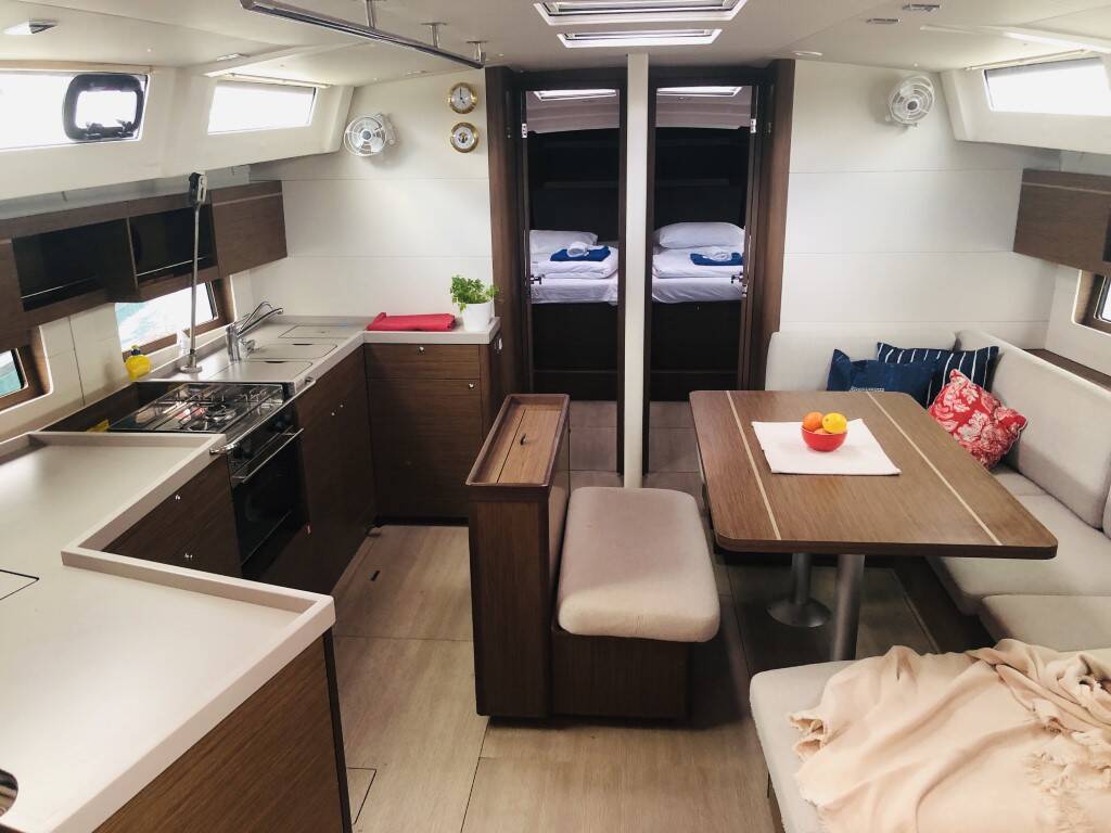 Sailing yacht Oceanis 46.1 Summer Spirit