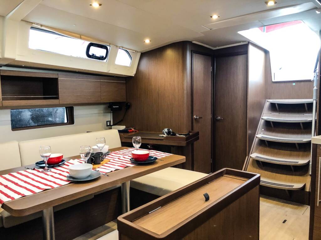 Sailing yacht Oceanis 46.1 Summer Spirit