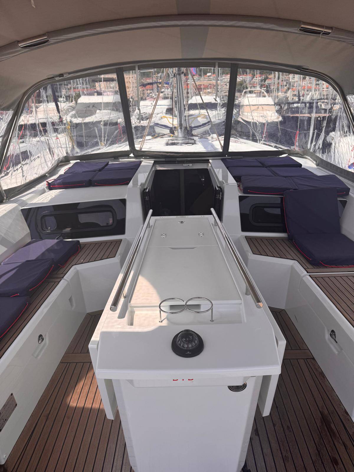 Sailing yacht Oceanis 46.1 Tria