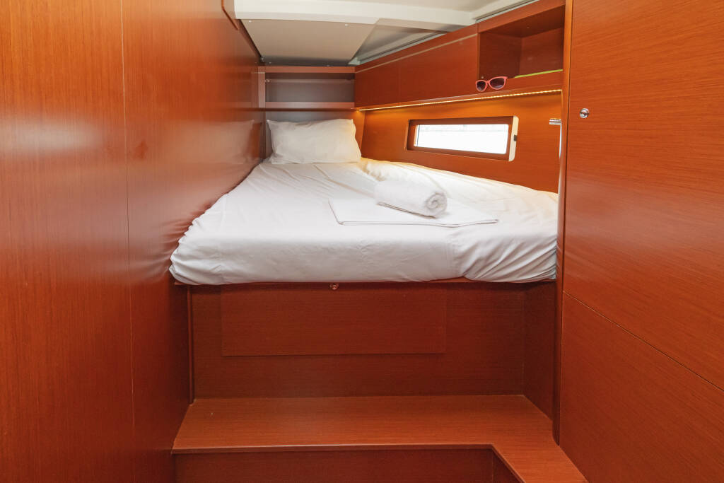 Sailing yacht Oceanis 46.1 Almyra