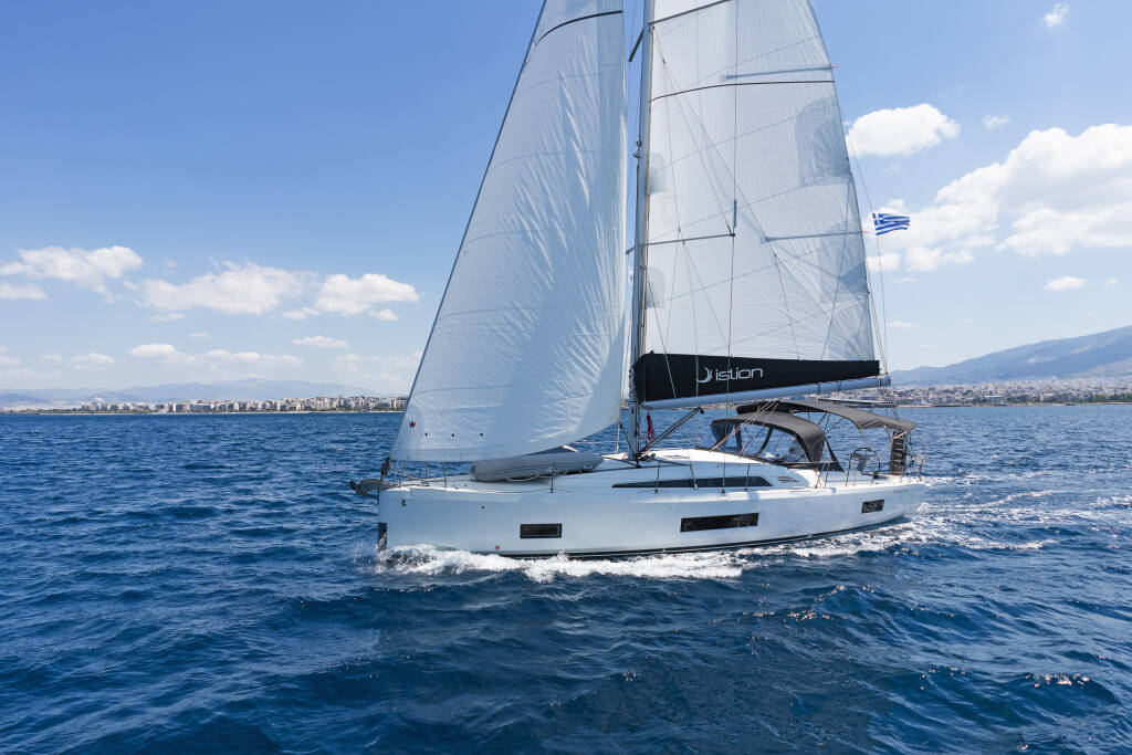 Sailing yacht Oceanis 46.1 Almyra