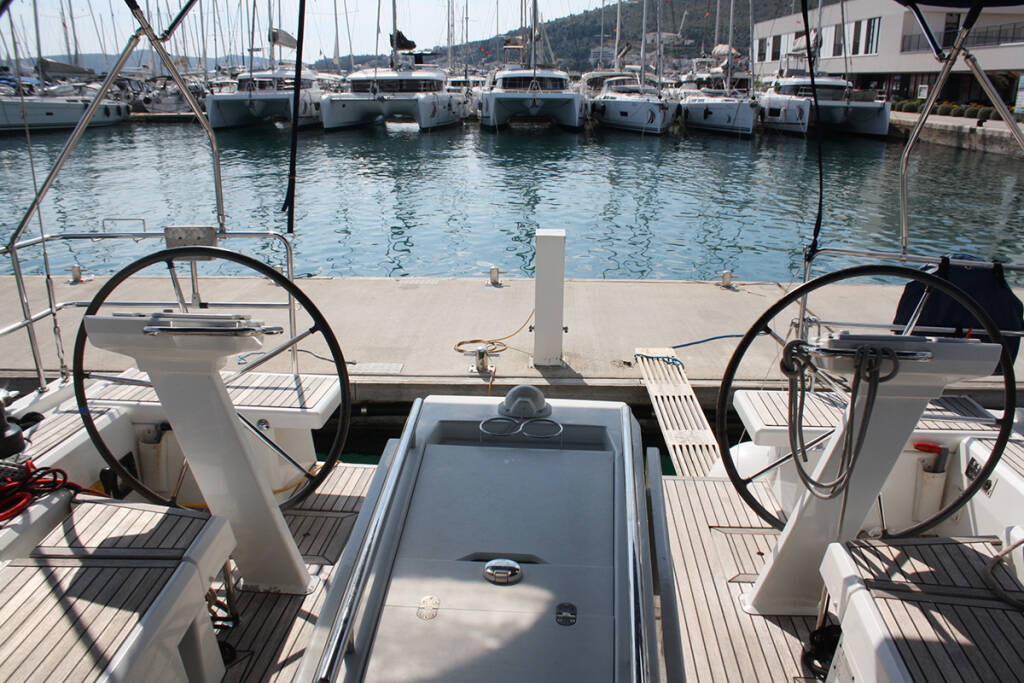 Sailing yacht Oceanis 46.1 Vi Vågá of Sweden (SATURDAY) 444/2024