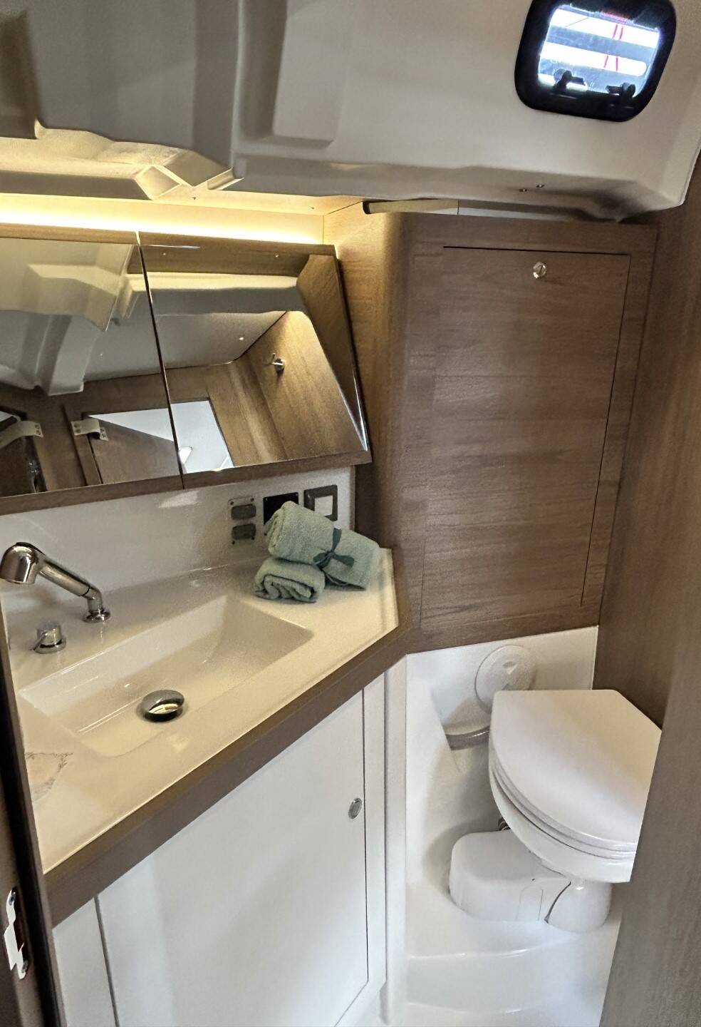 Sailing yacht Oceanis 47 Tide Of Your Life