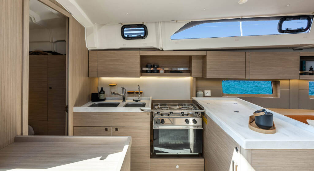 Sailing yacht Oceanis 47 New Oceanis 47