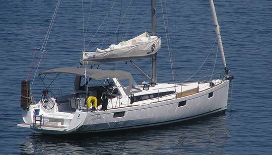 Sailing yacht Oceanis 48 Pherousa