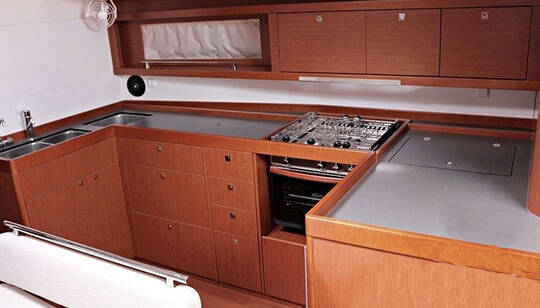 Sailing yacht Oceanis 48 Pherousa