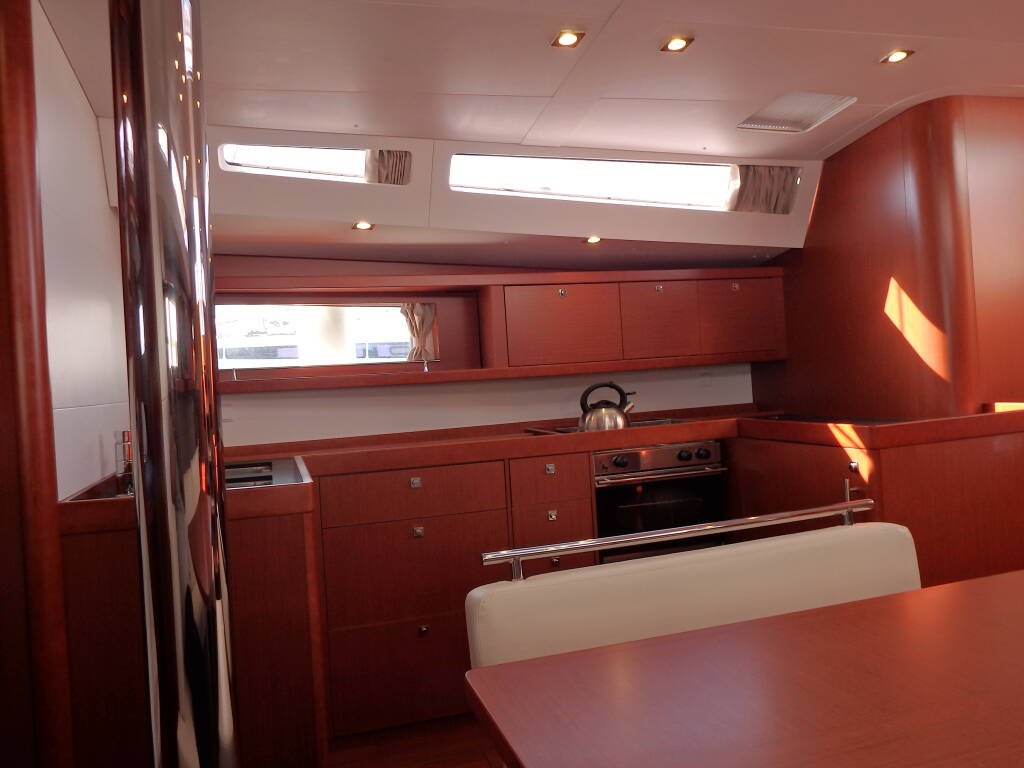 Sailing yacht Oceanis 48 Joy