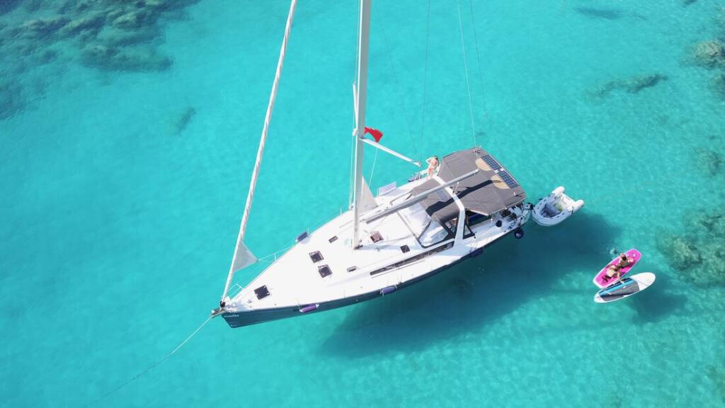 Sailing yacht Oceanis 48 Tundra