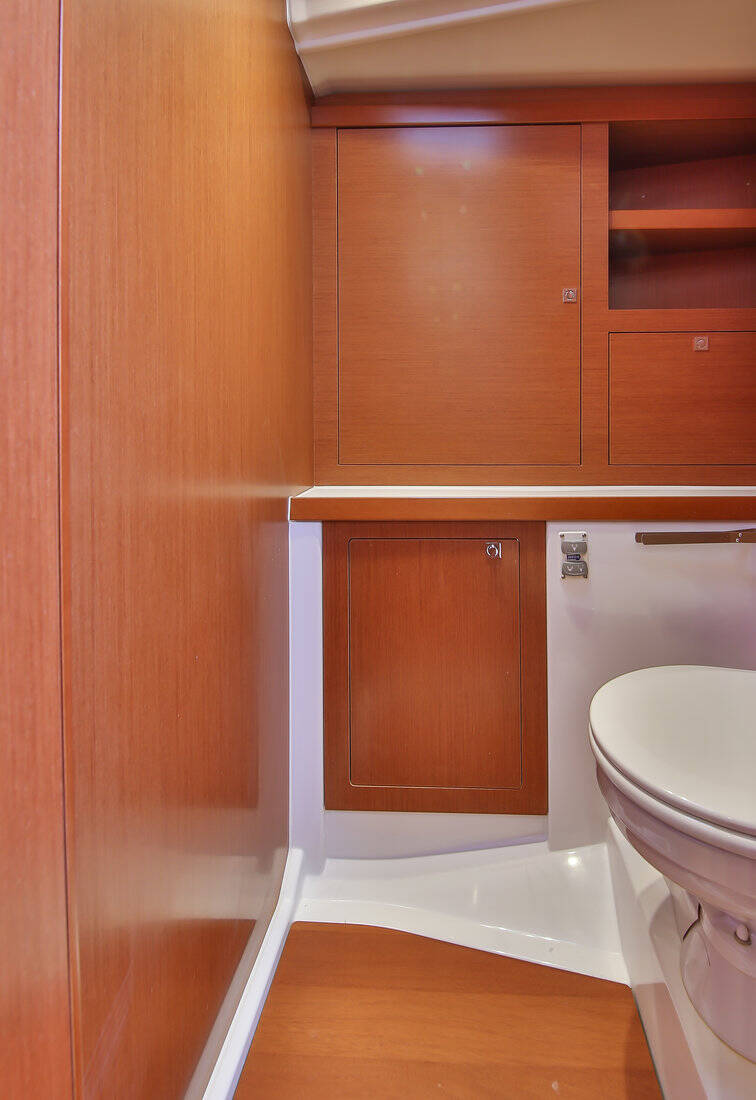 Sailing yacht Oceanis 48 Tundra